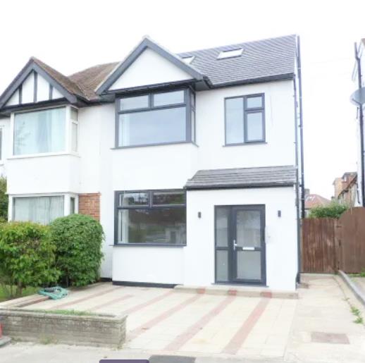 Devonshire Crescent, Mill Hill